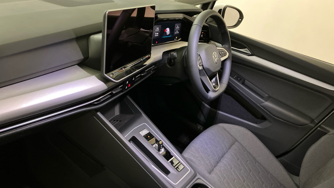 Volkswagen Golf 1.5 eTSI 150 Match 5dr DSG Petrol Hatchback - Image 2